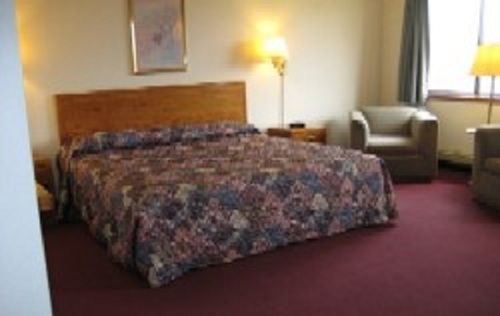 Amerivu Inn & Suites-Avon Екстер'єр фото