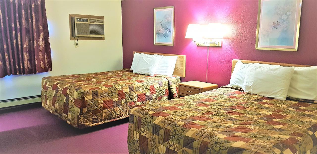 Amerivu Inn & Suites-Avon Екстер'єр фото