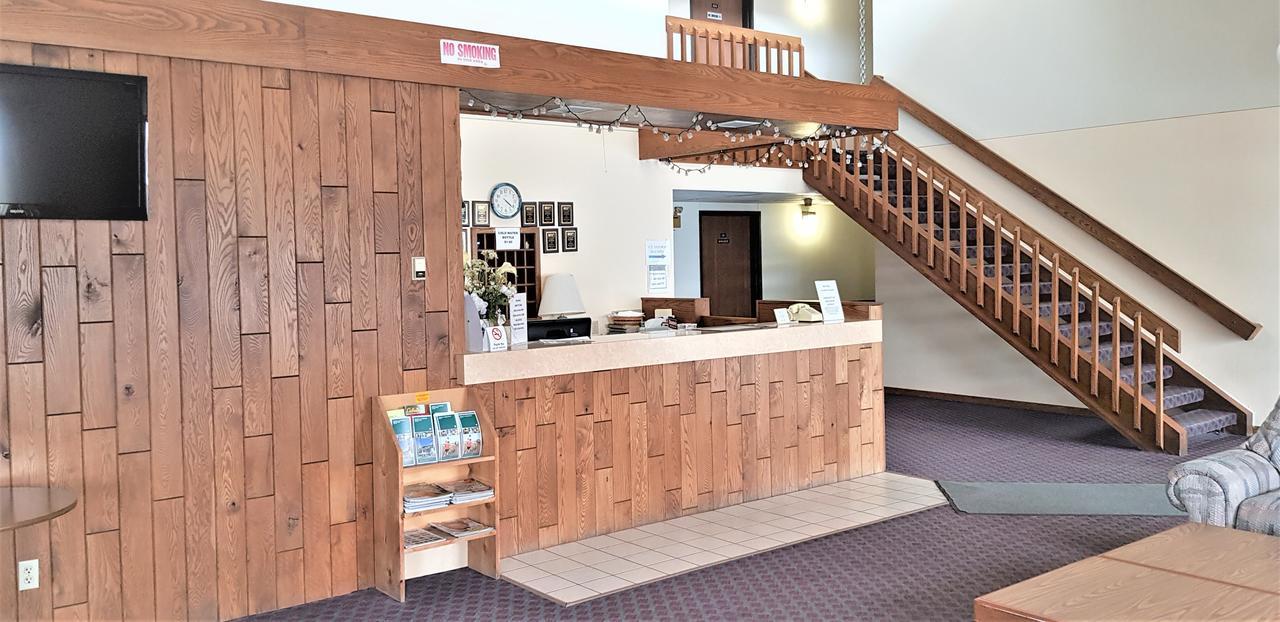 Amerivu Inn & Suites-Avon Екстер'єр фото