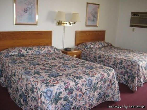 Amerivu Inn & Suites-Avon Екстер'єр фото